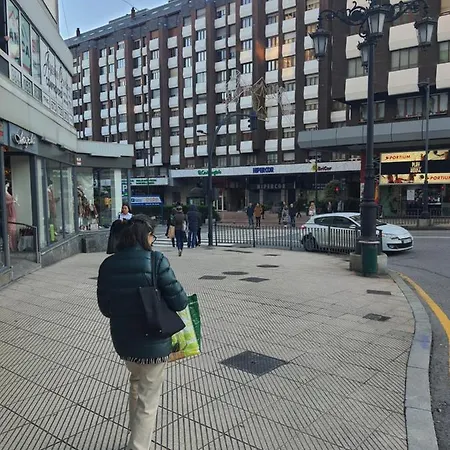 Espectacular Piso Centro De * اوفيدو